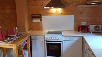 Ferienhaus | Eigene KĂŒche | Wasserkocher, Toaster