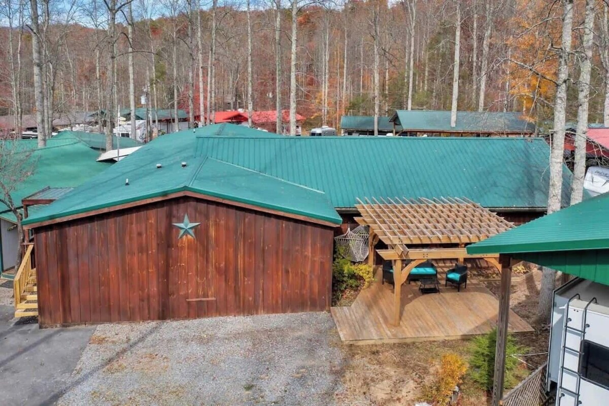 Photo 51 of 4BR Family Lodge in Gatlinburg with Hot Tub