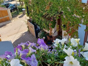 Apartment | Exterior - Weinberg-ferienwohnung, Oberrotweil (Vogtsburg)