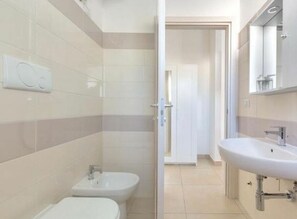 Apartment | Badezimmer