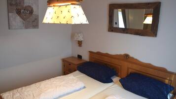 2 bedrooms, individually furnished, bed sheets