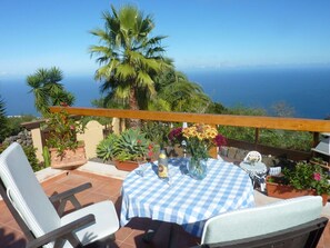 Dining - Holiday Home Finca (Icod de los Vinos)