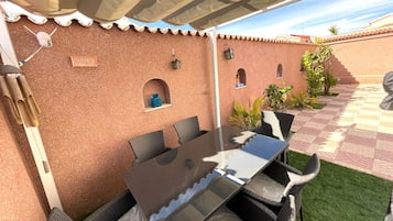 House | Balcony