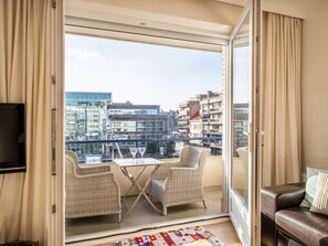 Apartment | Living area - Apartment in Koksijde With Side Sea View (Koksijde)