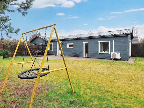 6 Person Holiday Home in Hals