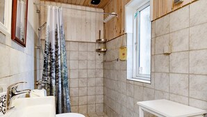 Ferienhaus | Badezimmer