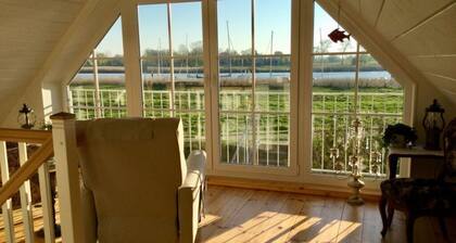 \"haus Am Deich\" Modern Retreat