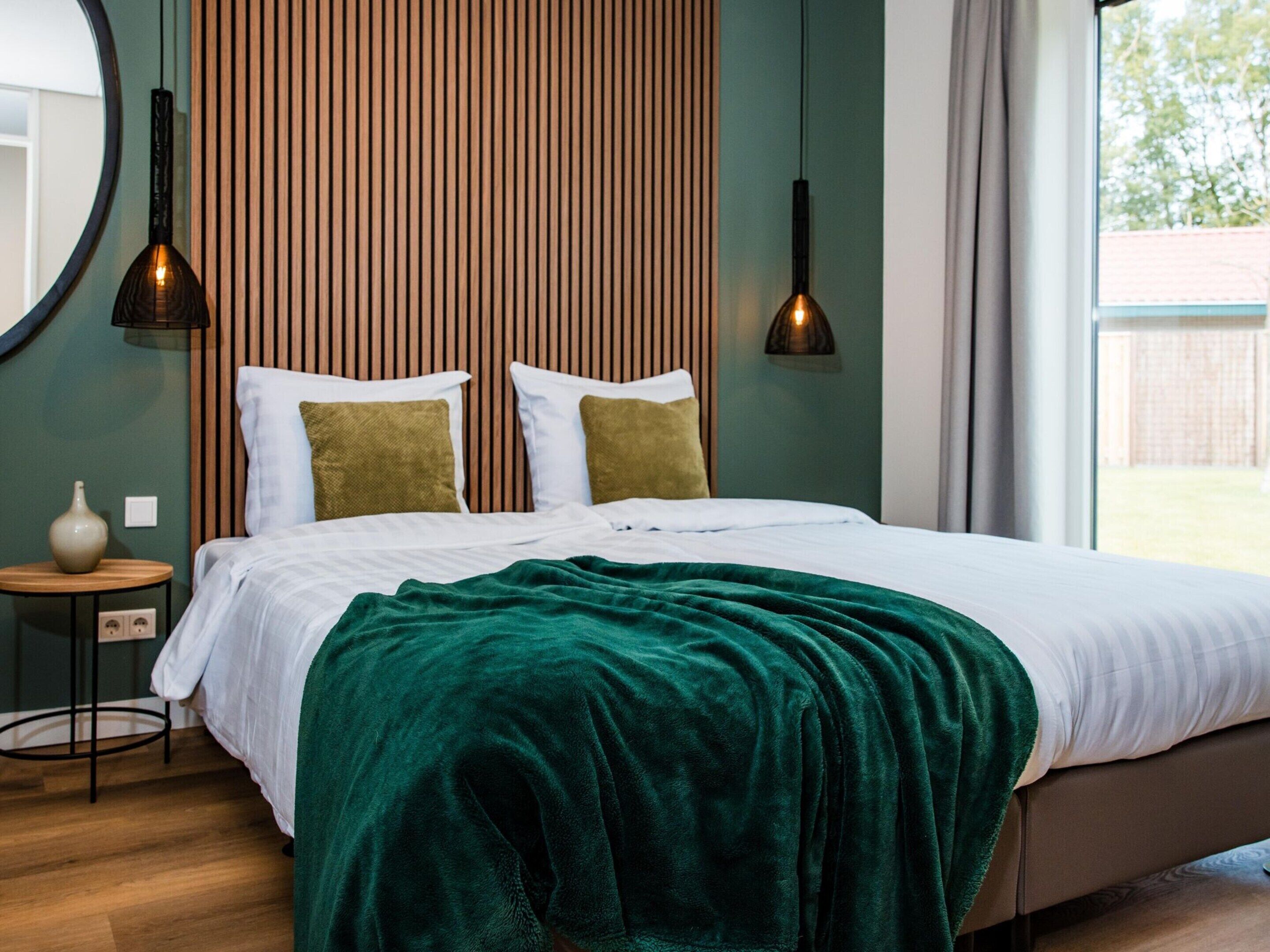 House | 3 bedrooms, individually furnished, bed sheets