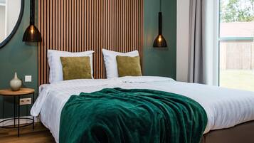 House | 3 bedrooms, individually furnished, bed sheets