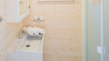 Mobile Home | Bathroom