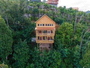 Exterior - Vista Infinita - Luxe Smoky Mountain Cabin (Sevierville)
