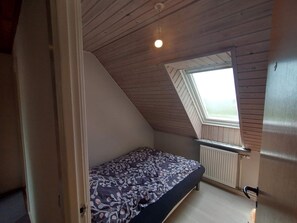 House | 4 bedrooms, individually furnished