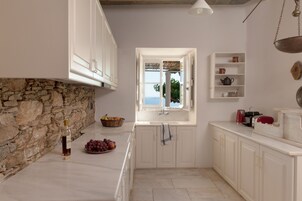 Traditional Villa, 2 Bedrooms, Sea View | Private kitchen | Fridge, oven, stovetop, dishwasher