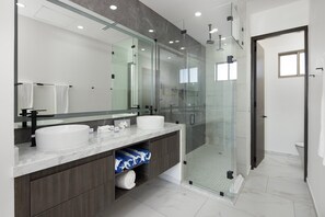 Shower, towels