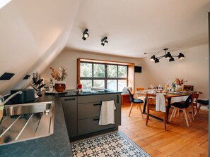 House | Private kitchen | Fridge, dishwasher, highchair