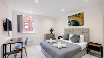 Basic Apartment, 1 Bedroom | 1 bedroom, bed sheets