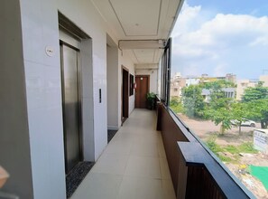 Lobby - Hotel Gauransh (Ujjain)