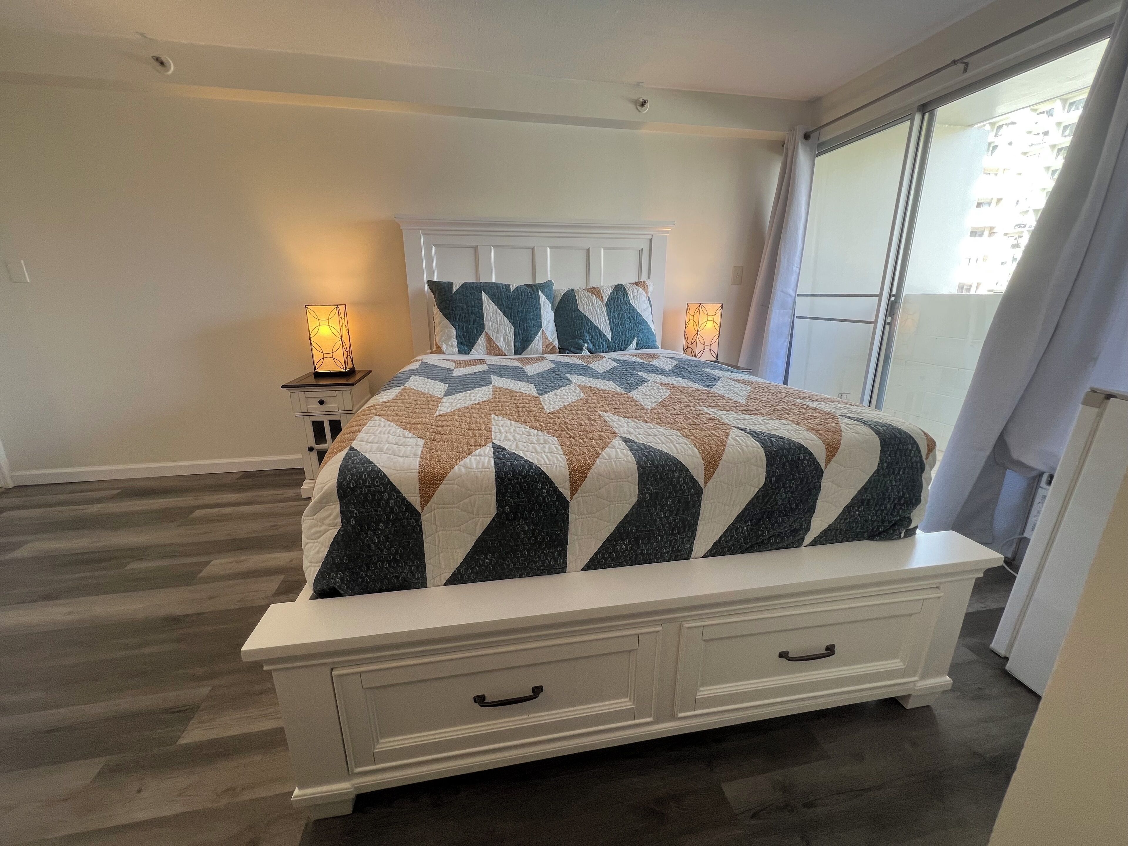 Iron/ironing board, free WiFi, bed sheets