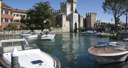 Directly on the Lake - Casa San Benedetto