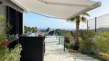 Villa | Exterior