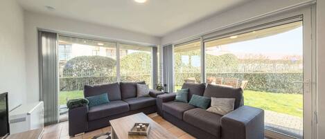 Apartment | Living area