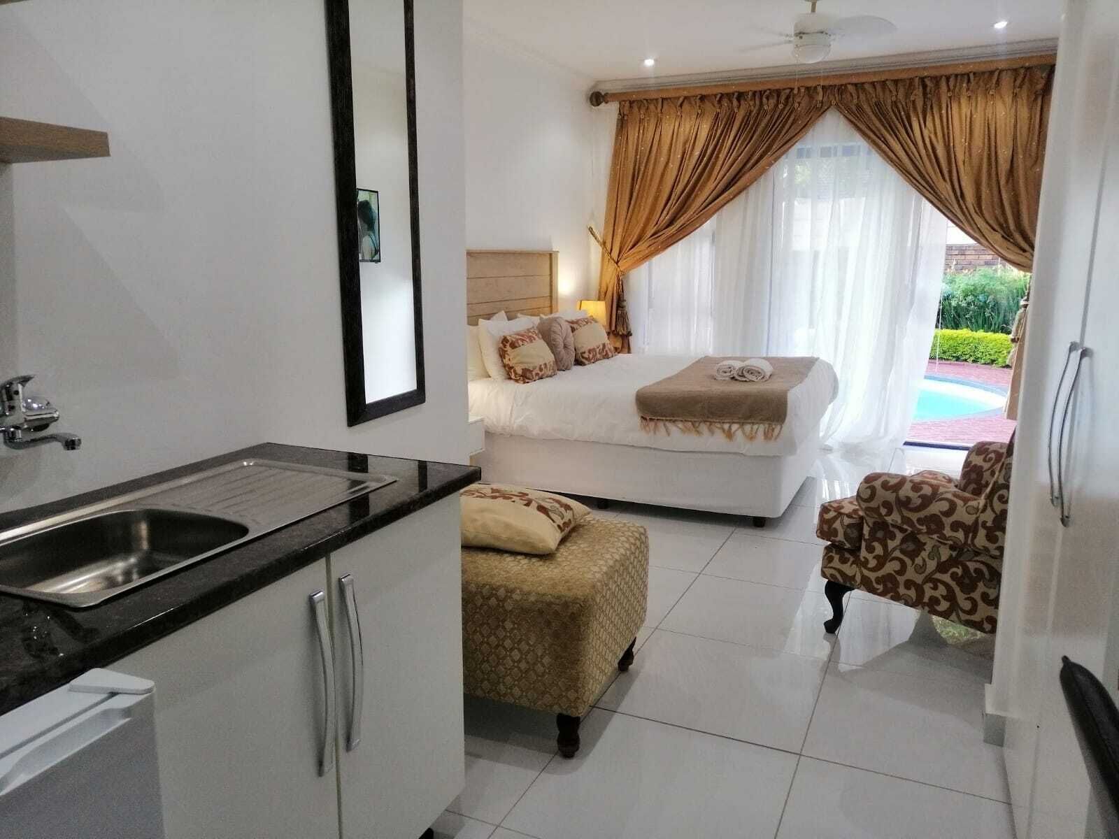 4 chambres, fer et planche à repasser, Wi-Fi, draps fournis