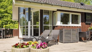 Unclassified image, 4 of 24, button - 4 Star Holiday Home in Glesborg (Glesborg)