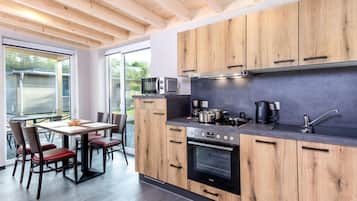 Bungalow | Bếp riêng | Ấm điện, ghế cao cho trẻ em