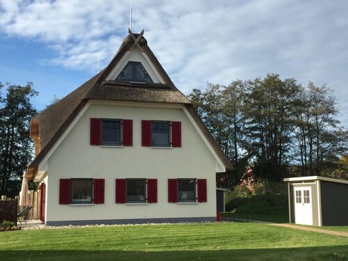 Rieten Huis "oostzeegolf"