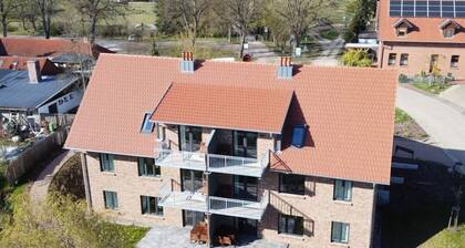 Wide Luzin Modern Retreat