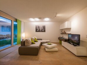 Living area - Tasteful Apartment in Fulpmes (Fulpmes)