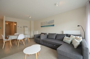 Living area - Apartment in Oostduinkerke Near the Beach (Koksijde)