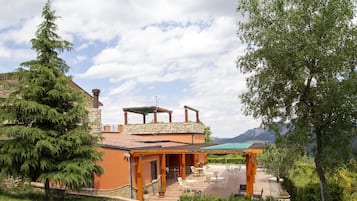 House | Exterior