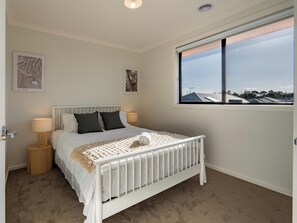 5 habitaciones, cuna de viaje, wifi y ropa de cama 