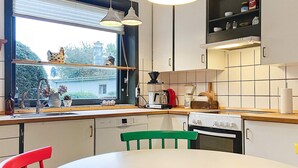 House | Private kitchen - 4 Star Holiday Home in Tonder (Tonder)