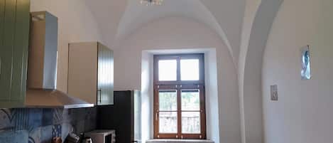 Fridge, microwave, dishwasher