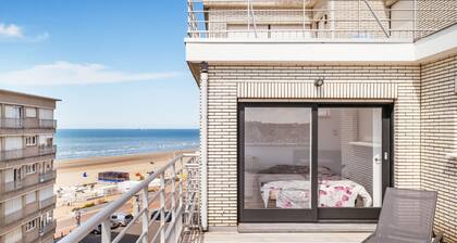 Aosta 503 Penthouse in Koksijde on the Beach