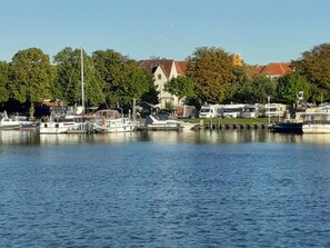 Marina - Holiday Apartment North Sea (Krummhoern)