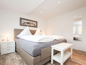 Casa | 2 quartos, individualmente mobiliados