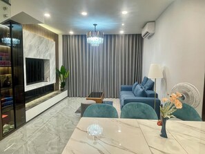 Standard Villa, 3 Bedrooms | Living area
