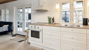 House | Private kitchen - 5 Person Holiday Home in Frederikshavn (Frederikshavn)