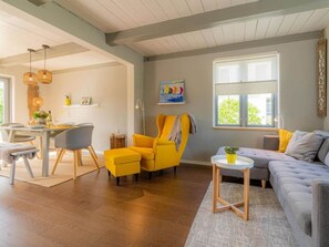 Fireplace - House by the Paddock (Garding)