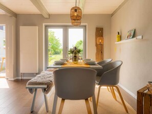 Dining - House by the Paddock (Garding)