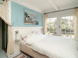 House | 4 bedrooms, individually furnished