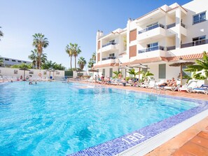 Pool - Belvilla by OYO Apartamento 3dormitorios (Arona)