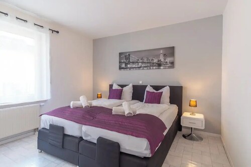 ♛workplace★balcony★parking★close to Messe♛