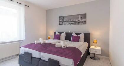 ♛workplace★balcony★parking★close to Messe♛