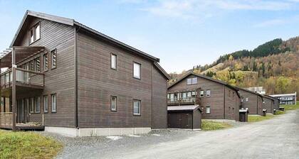 6 Person Holiday Home in Vossestrand