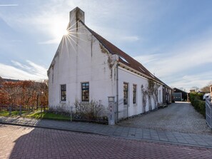 Exterior - Welcoming Holiday Home With Garden (Biggekerke)