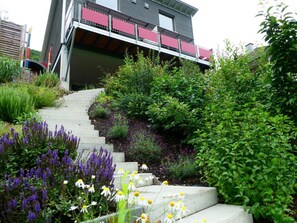 Exterior - Emerald - Holiday Home for (Burgen)